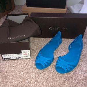 *Authentic* Gucci sandals